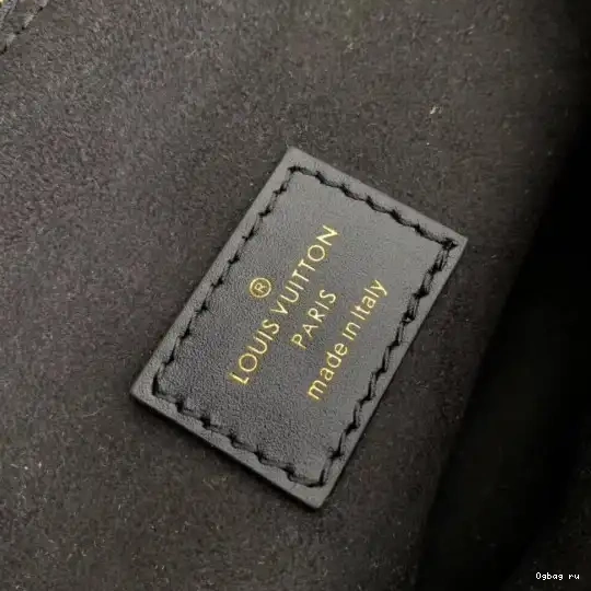 VUITTON VAVIN LOUIS PM 0518